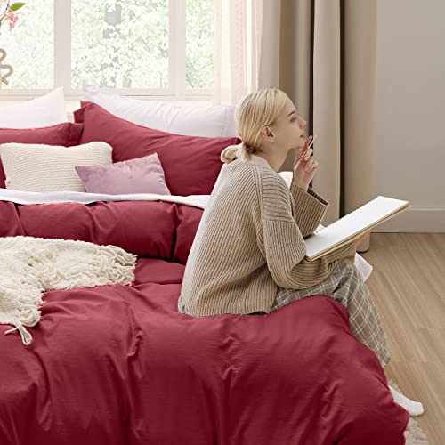 Bedsure White Duvet Cover Queen Size - Soft Prewashed Queen Duvet Cover Set, 3 Pieces, 1 Duvet Cover 90x90 Inches with Zipper Closure and 2 Pillow Shams, Comforter Not Included