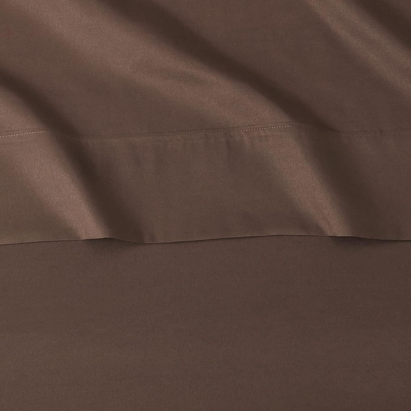 Amazon Basics Lightweight Super Soft Easy Care Microfiber 4-Piece Bed Sheet Set with 14-Inch Deep Pockets, Queen, Beige, Solid