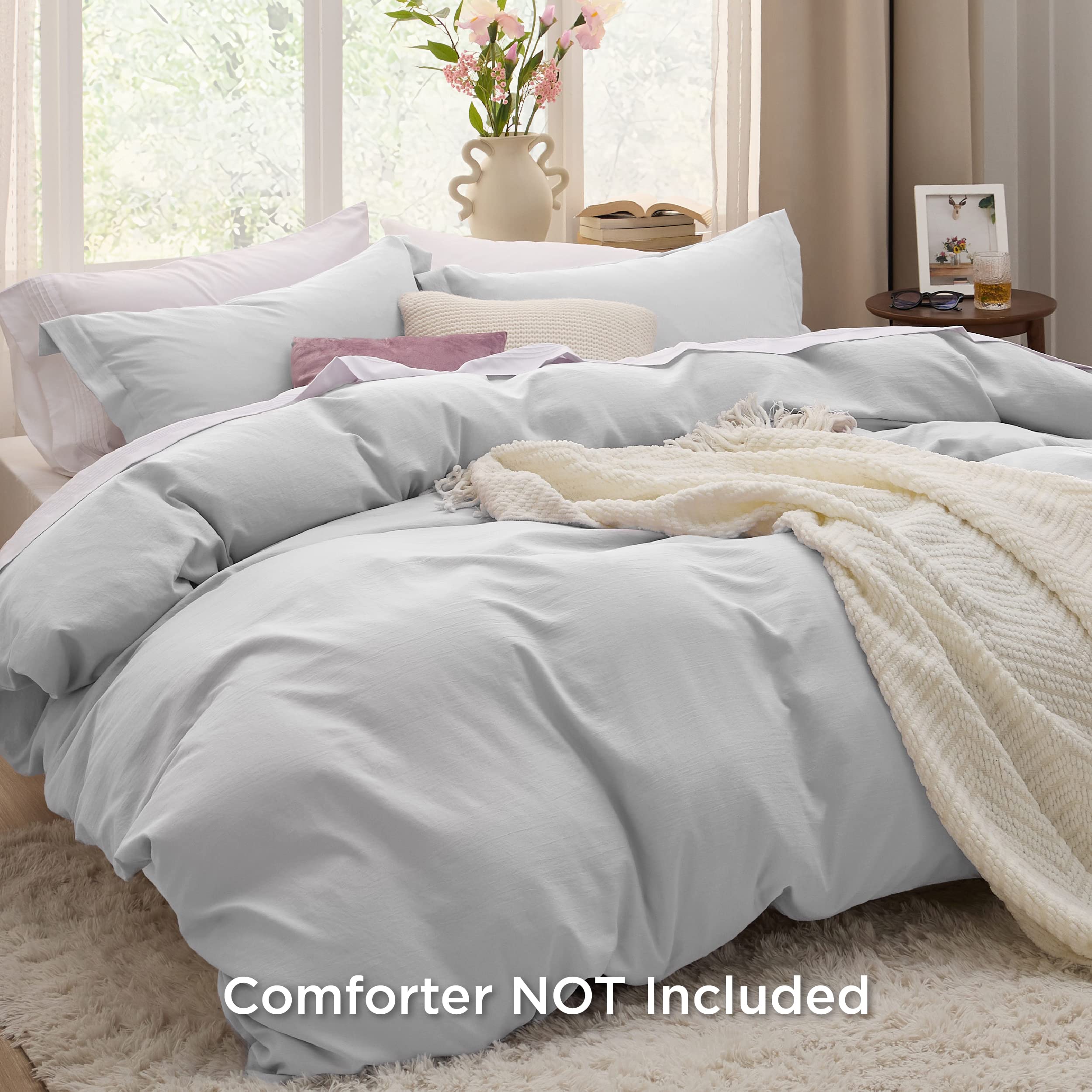 Bedsure White Duvet Cover Queen Size - Soft Prewashed Queen Duvet Cover Set, 3 Pieces, 1 Duvet Cover 90x90 Inches with Zipper Closure and 2 Pillow Shams, Comforter Not Included